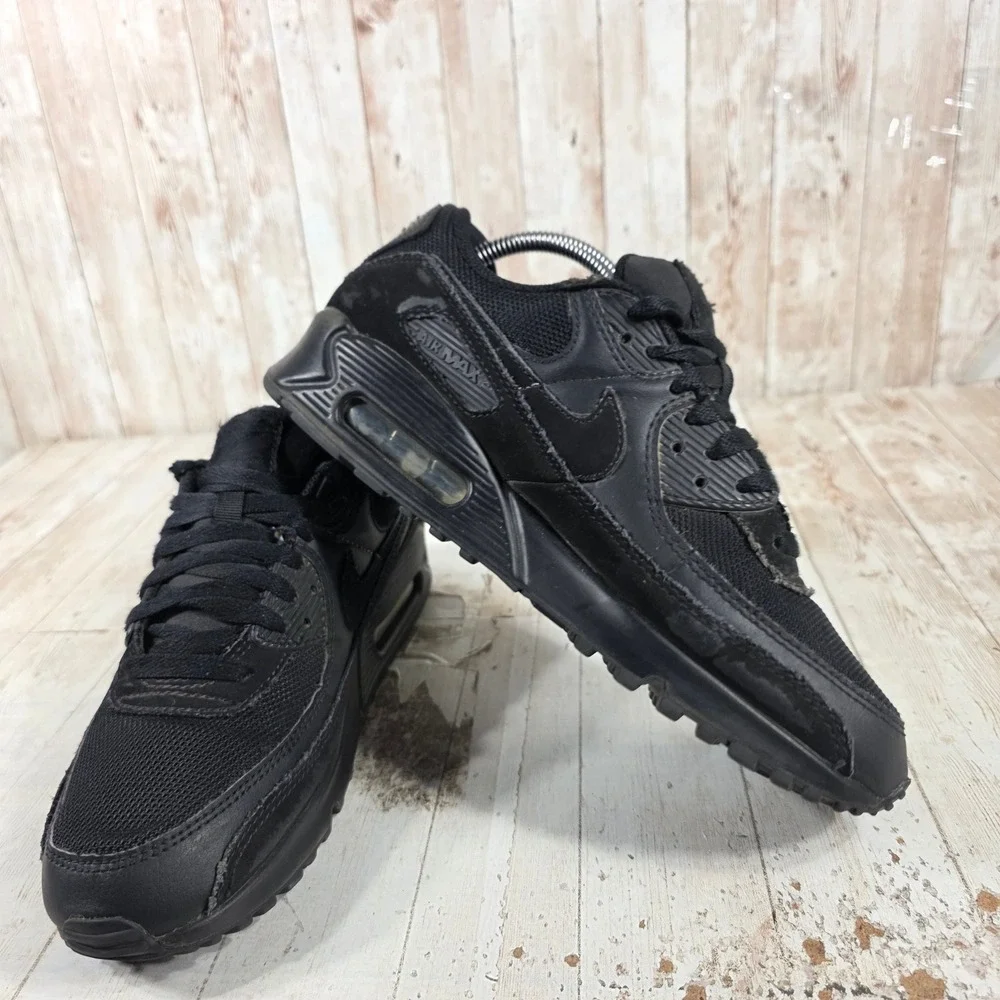 Nike Air Max 90 Mens Triple Black Low Top Sneakers CN8490-003 Size 8